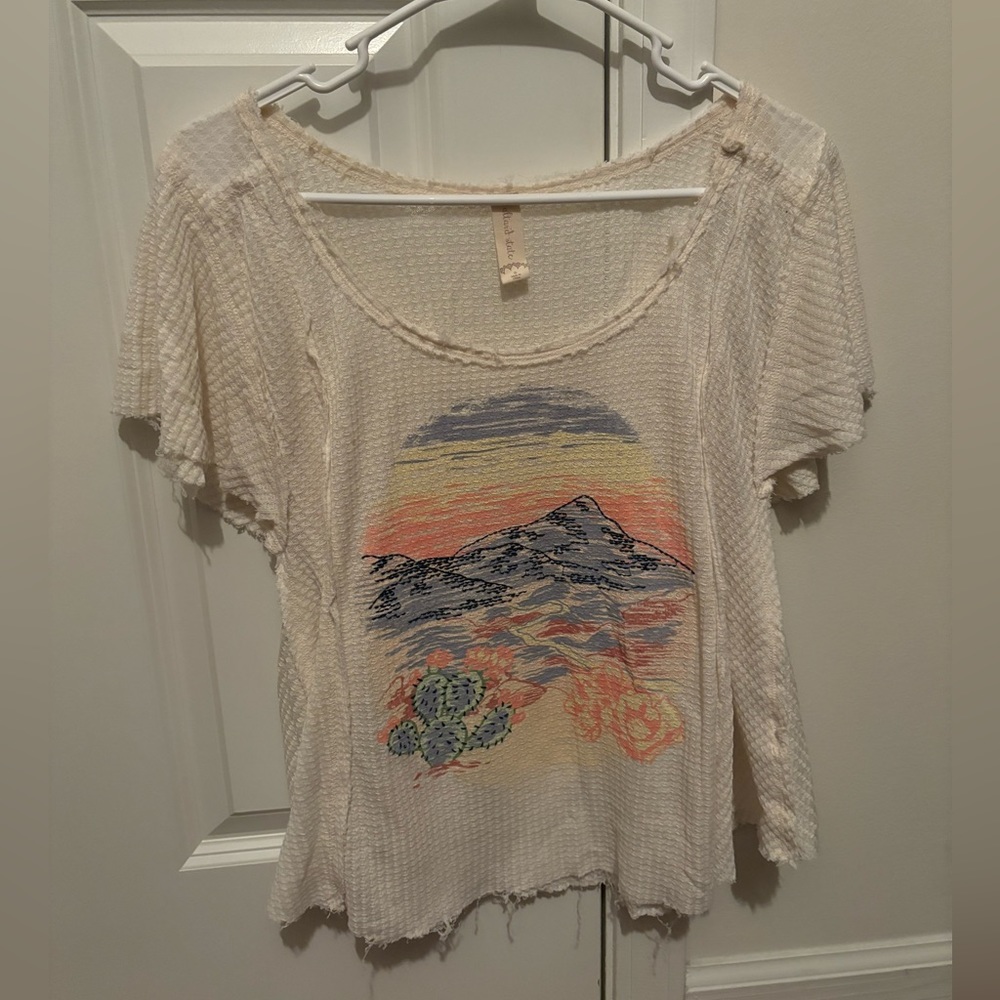 Super cute Altard State short sleeve top